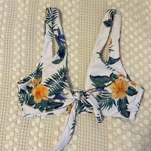 Bikini top size small